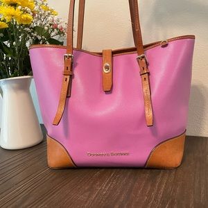 Dooney & Bourke tote